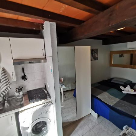 Appartement Piccola Stella à Parme Extérieur photo