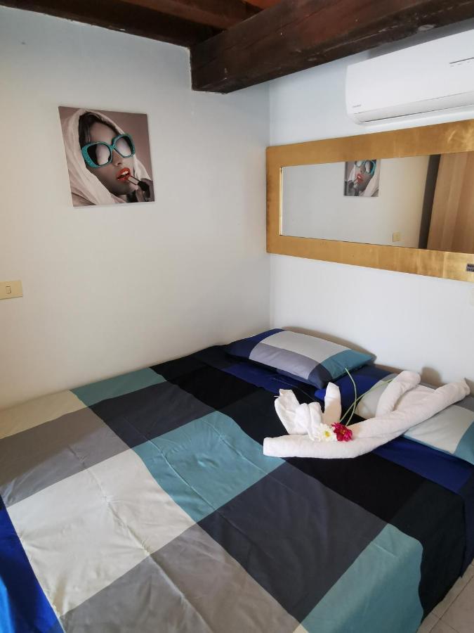 Appartement Piccola Stella à Parme Extérieur photo