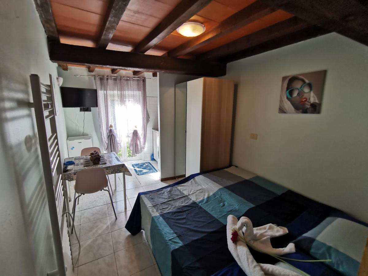 Appartement Piccola Stella à Parme Extérieur photo
